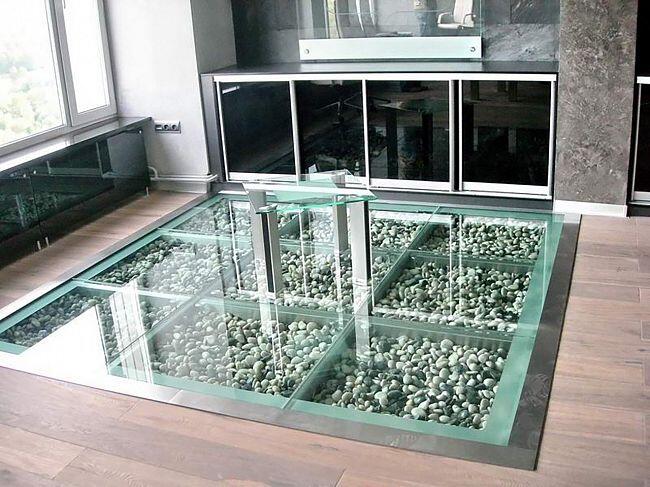 Стеклянный пол с подсветкой