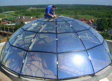 Стеклянная крыша-купол